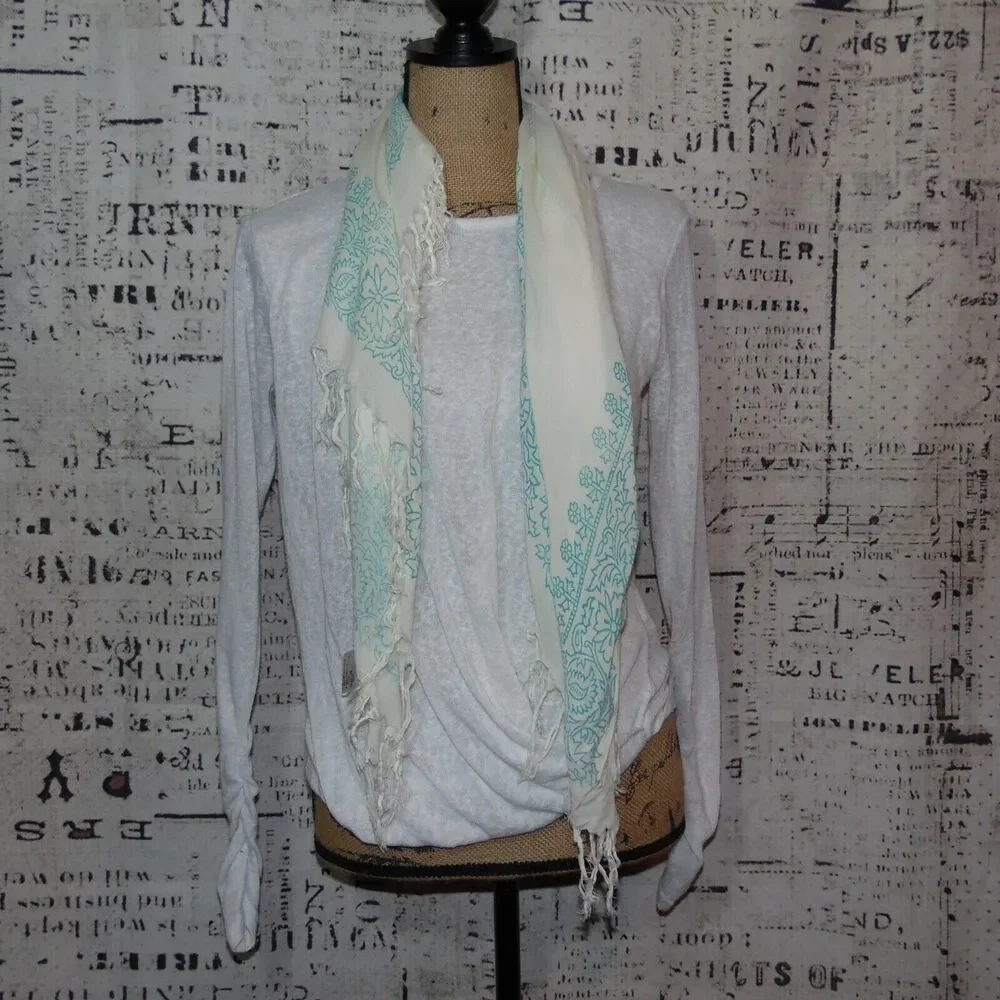 Off white & Teal Scarf 33 X 36